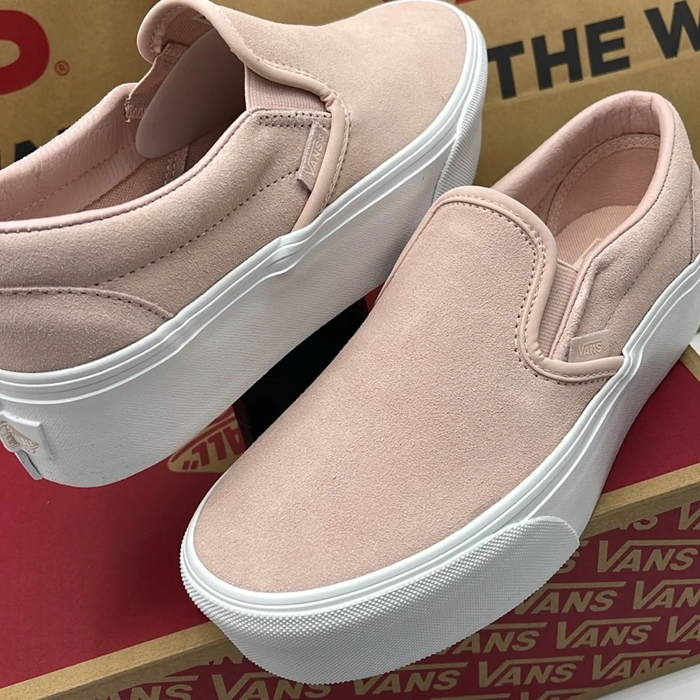 Vans WMNS Platform Sneakers Classic Slip-On Stackform Mono Embroidery Rose Smoke